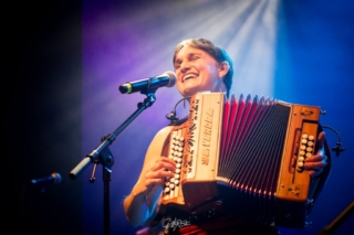 concert ziya élise charles chanteuse pédagogue Nièvre bourgogne chant du monde traditionnel